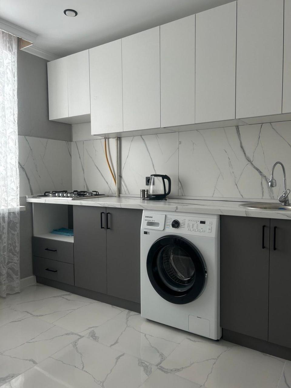 Cosy Flat In The Center Apartment Aktobe
